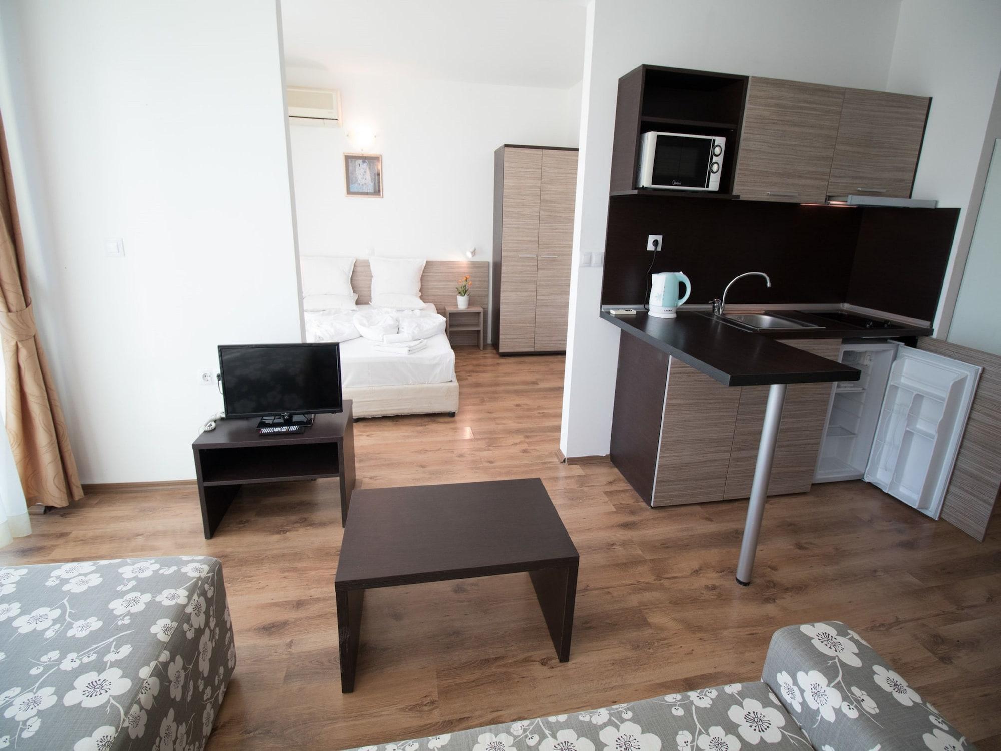 Clara Hotel Бургас Экстерьер фото