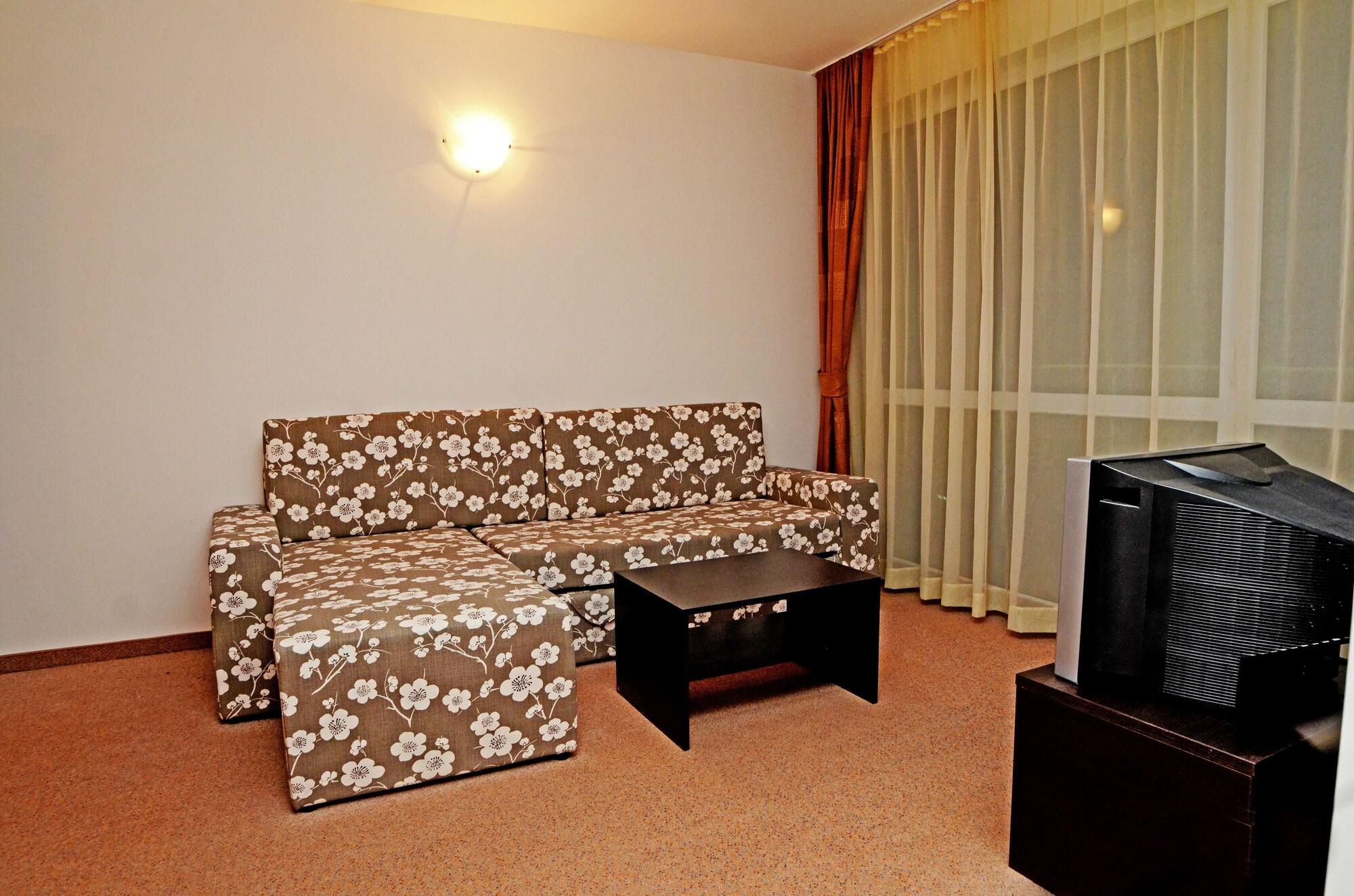 Clara Hotel Бургас Экстерьер фото
