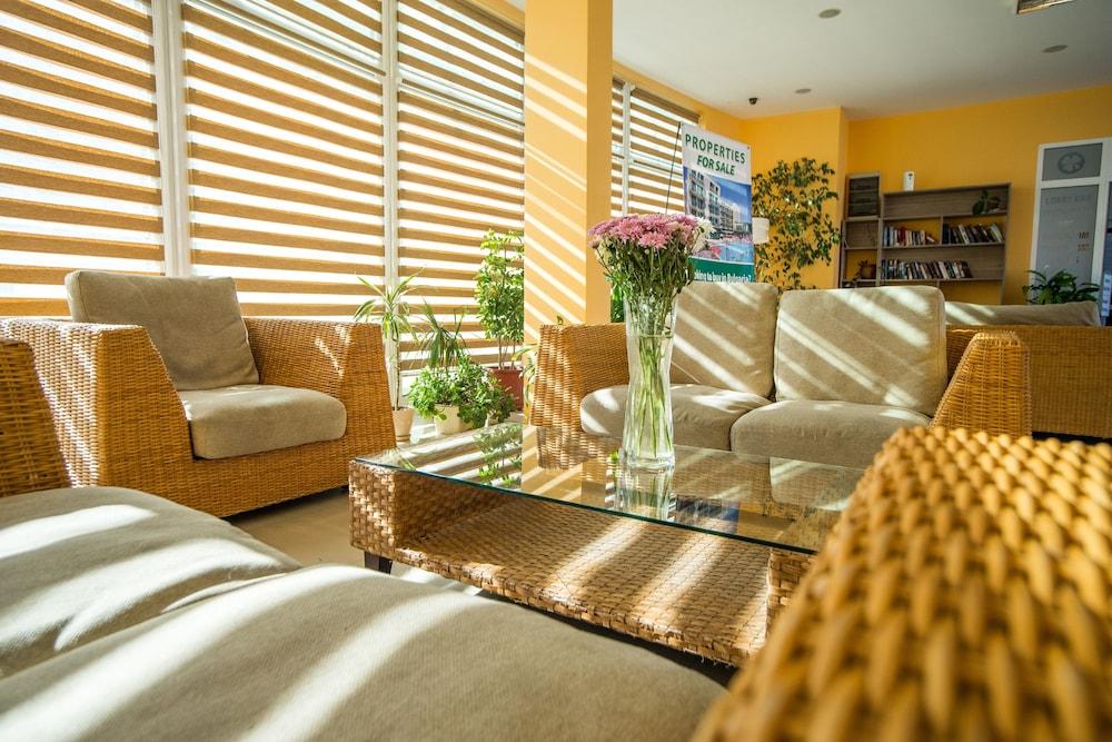 Clara Hotel Бургас Экстерьер фото