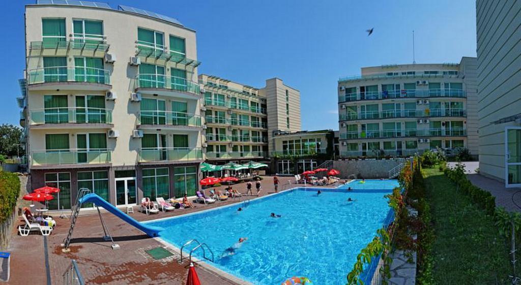 Clara Hotel Бургас Экстерьер фото
