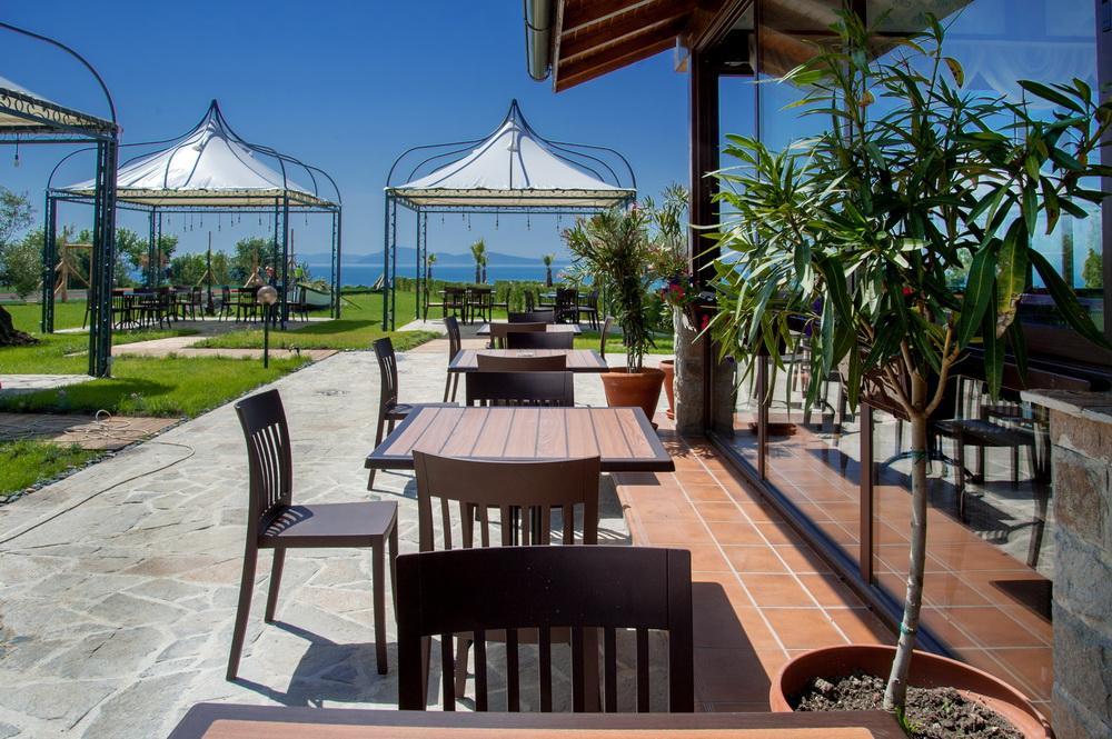 Clara Hotel Бургас Экстерьер фото
