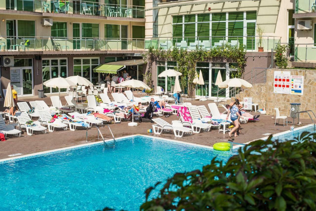 Clara Hotel Бургас Экстерьер фото