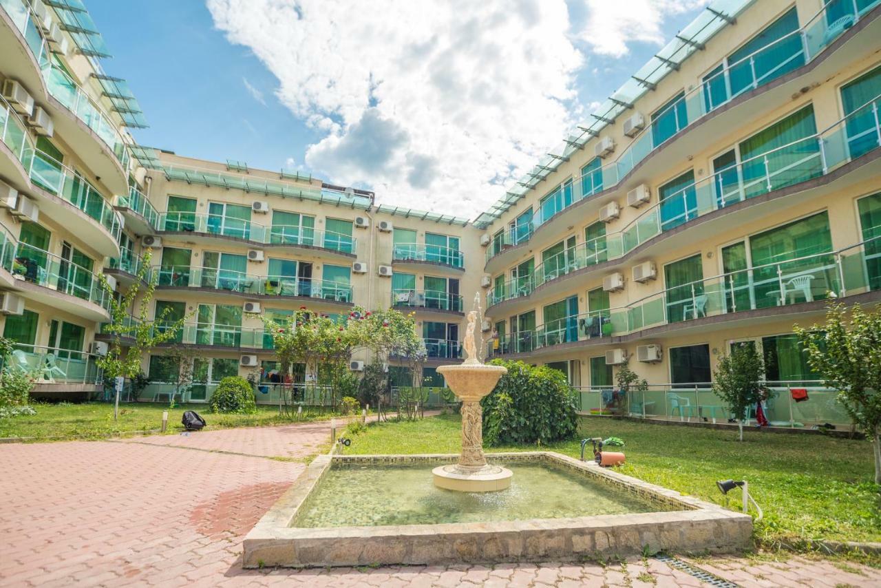 Clara Hotel Бургас Экстерьер фото